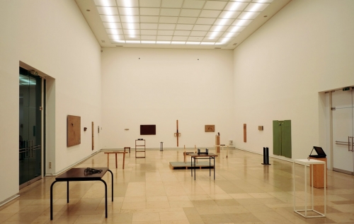 Roman Ondak participa en Kunstforum Ostdeutsche Galerie Regensburg en Regensburg con su exposición Based on True Events