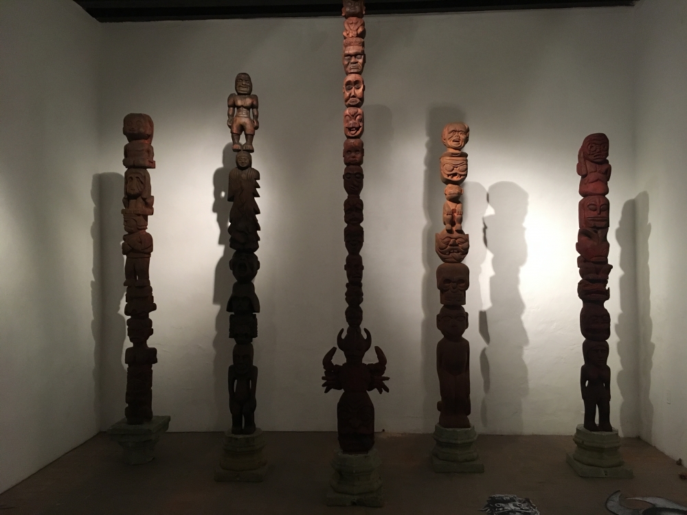 Dr. Lakra participa en Museo de la CIudad en Querétaro con su exposición yurugu en diálogo con rené bustamante