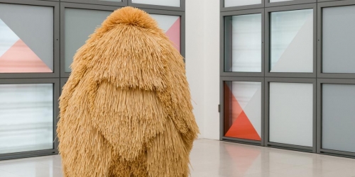 Haegue Yang participa en Hamburger Kunsthalle en Hamburgo con su exposición In Again and Against